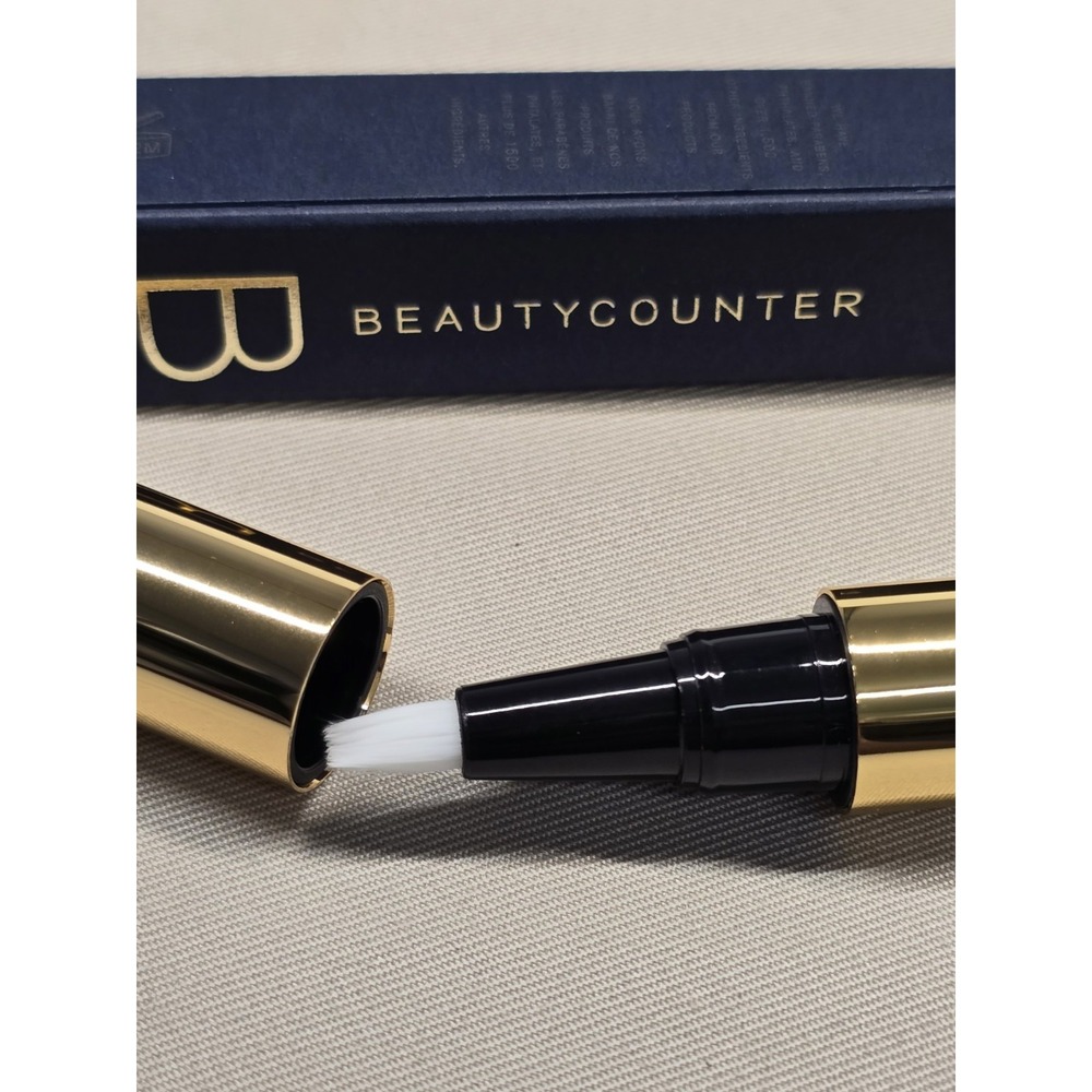 Beautycounter Touchup Concealer Pen Medium 1 2.5 mL Touch Up Brush Pen